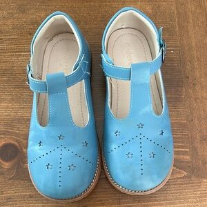 Blue Mary jane shoe, size 13
